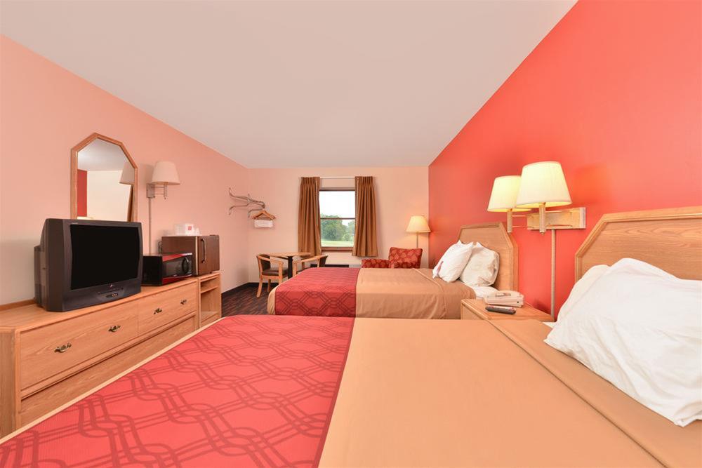 הוילה Baymont By Wyndham Lancaster Pa Dutch Country מראה חיצוני תמונה